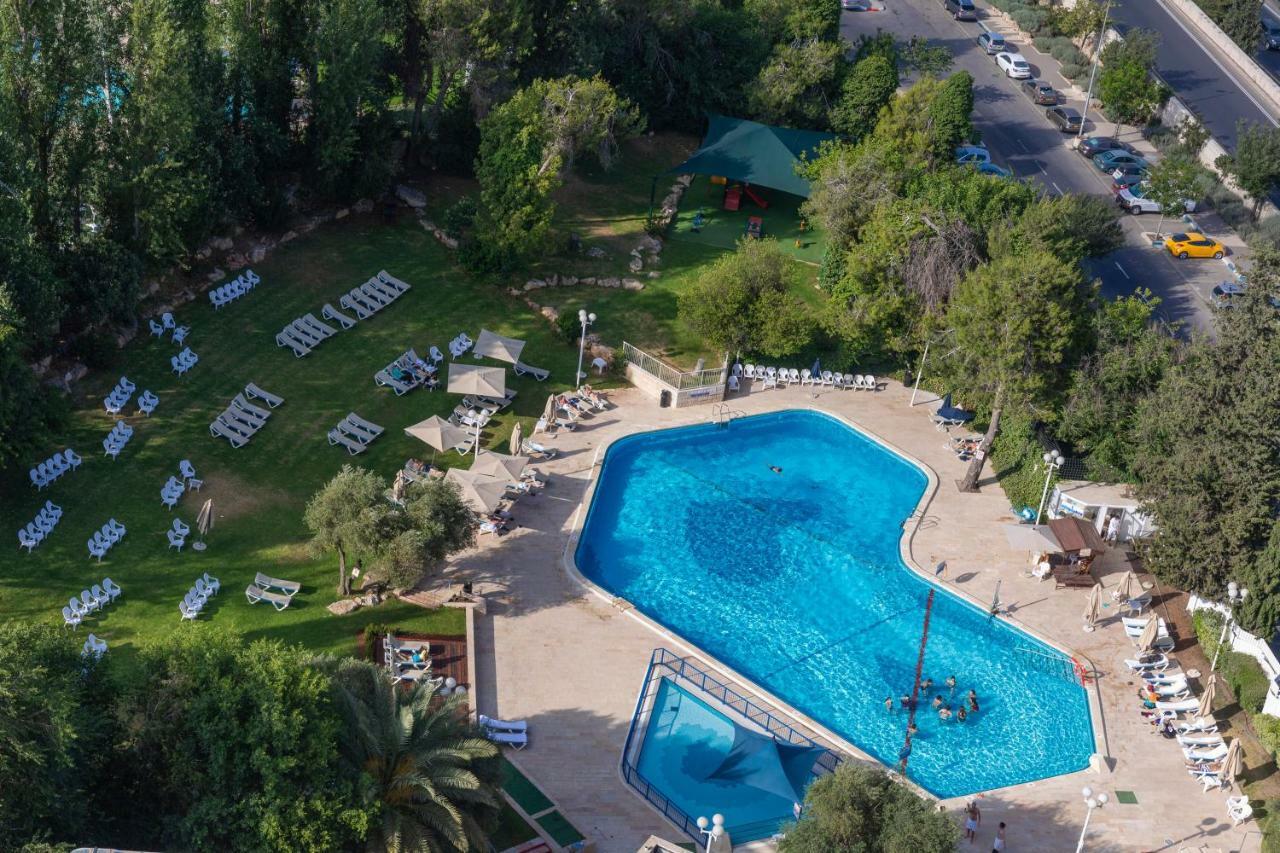 Ramada 4*